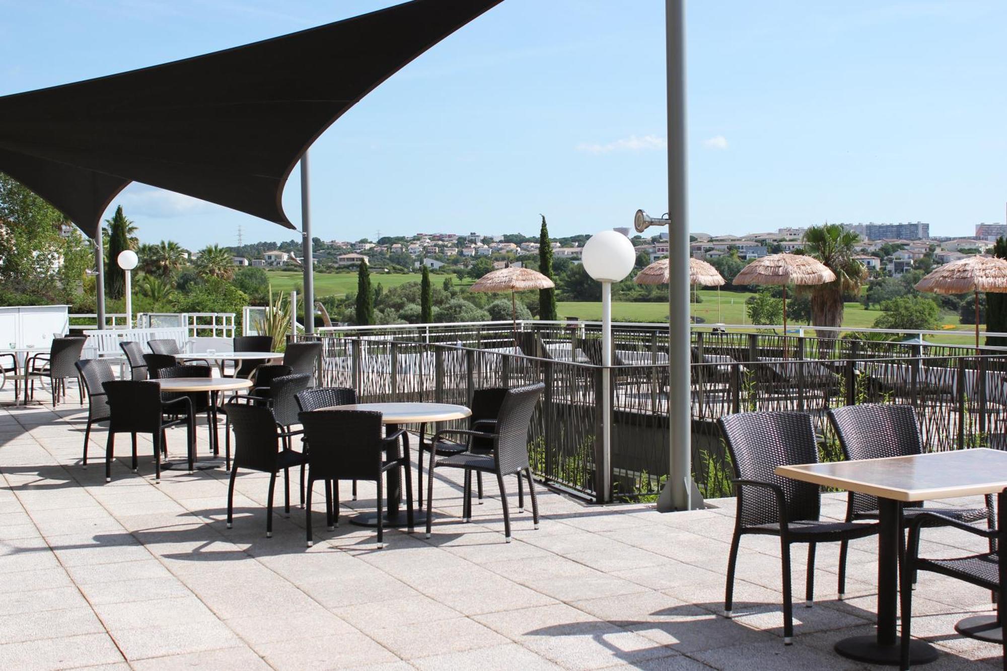 Hôtel Golf Fontcaude Juvignac Exterior foto